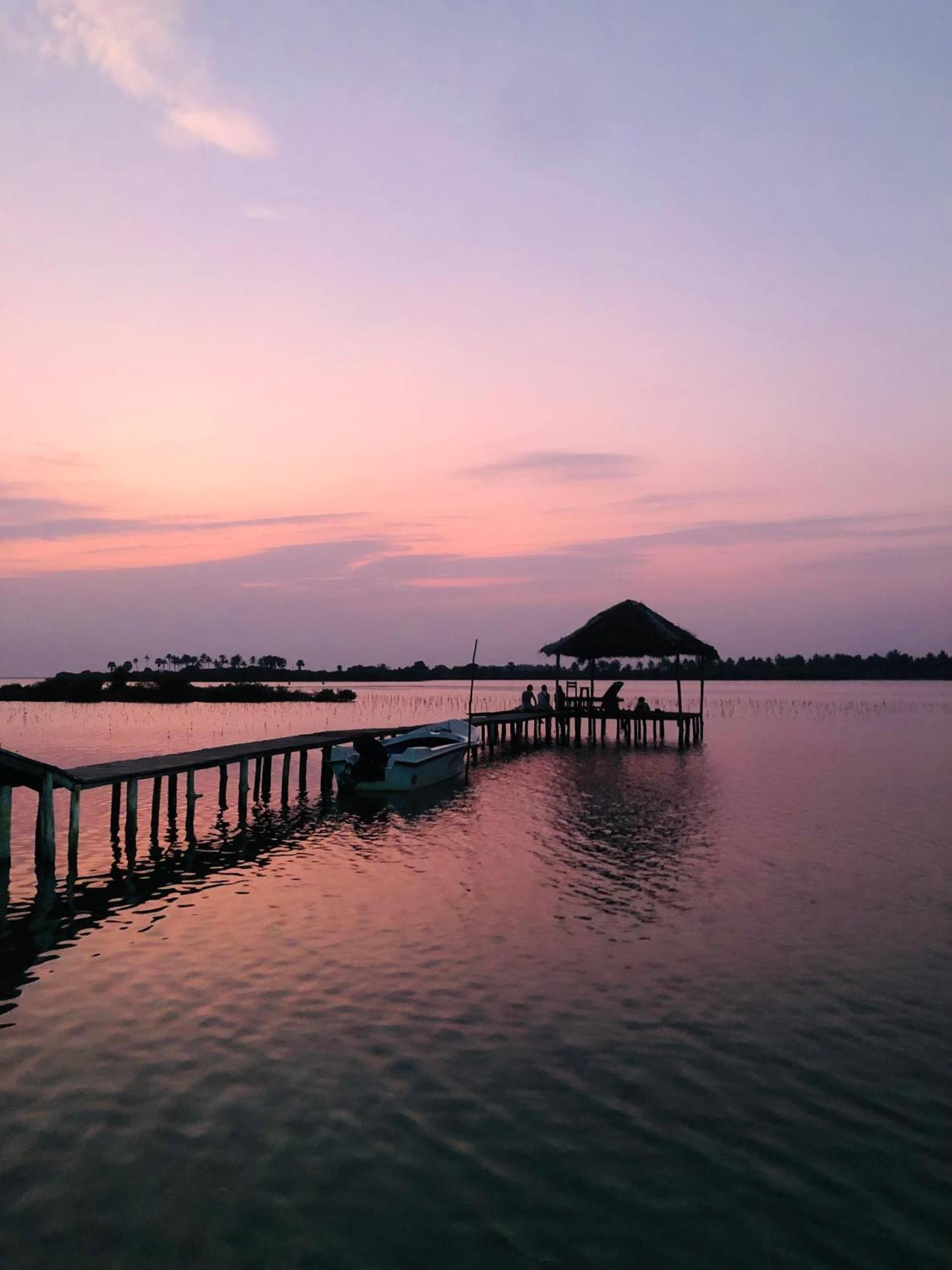 Valampuri Kite Resort Kalpitiya Extérieur photo